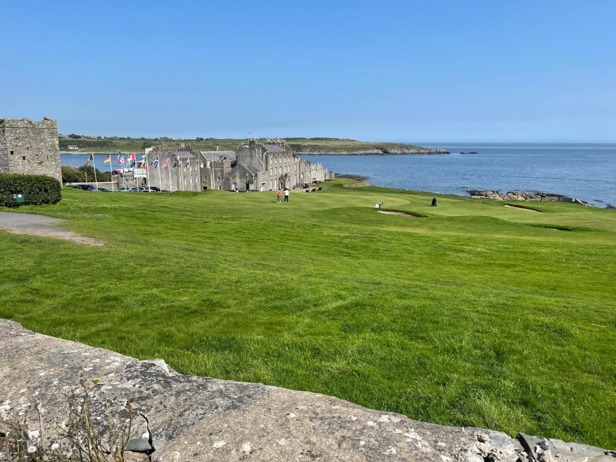 Lovely Apartment Overlooking The Harbour And Bay Ardglass Экстерьер фото